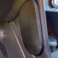 купить накладка мягкая для колена водителя для Lada Niva 2121 (Вариант №2)