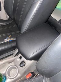 Отзыв на Крышка подлокотника для Mitsubishi L200 4 с 2006 до 2008. - Подлокотник 52