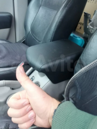Отзыв на Крышка  подлокотника для Mitsubishi L200 4 с 2006 до 2008. - Подлокотник 52